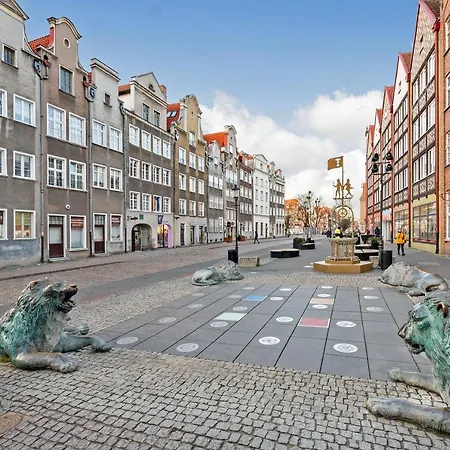 Art Deco Old Town By Renters Appartement *